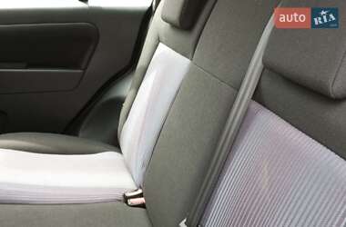 Хэтчбек Ford Fusion 2008 в 