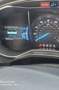 Седан Ford Fusion 2016 в 
