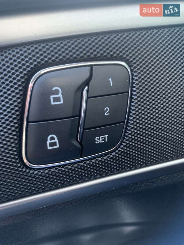 Седан Ford Fusion 2018 в Днепре