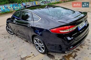 Седан Ford Fusion 2017 в 