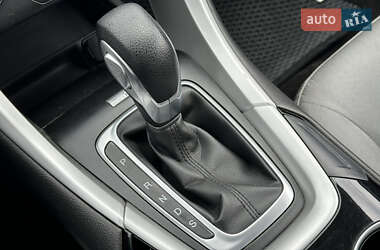 Седан Ford Fusion 2014 в 