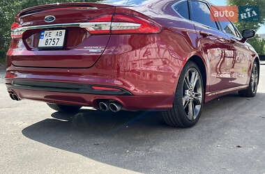 Седан Ford Fusion 2016 в 