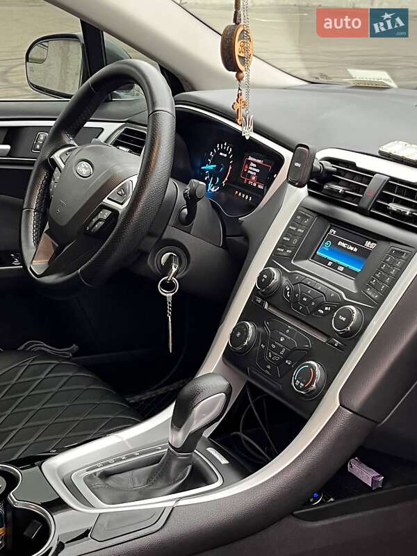 Седан Ford Fusion 2015 в Киеве фото 25 Седан Ford Fusion 2015 в Киеве