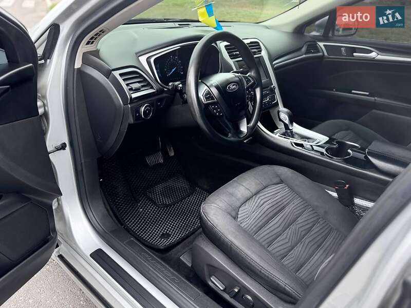 Седан Ford Fusion 2015 в Николаеве