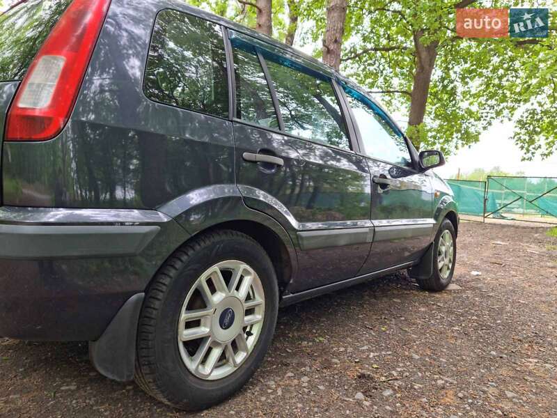 Хэтчбек Ford Fusion 2006 в Львове фото 18 Хэтчбек Ford Fusion 2006 в Львове