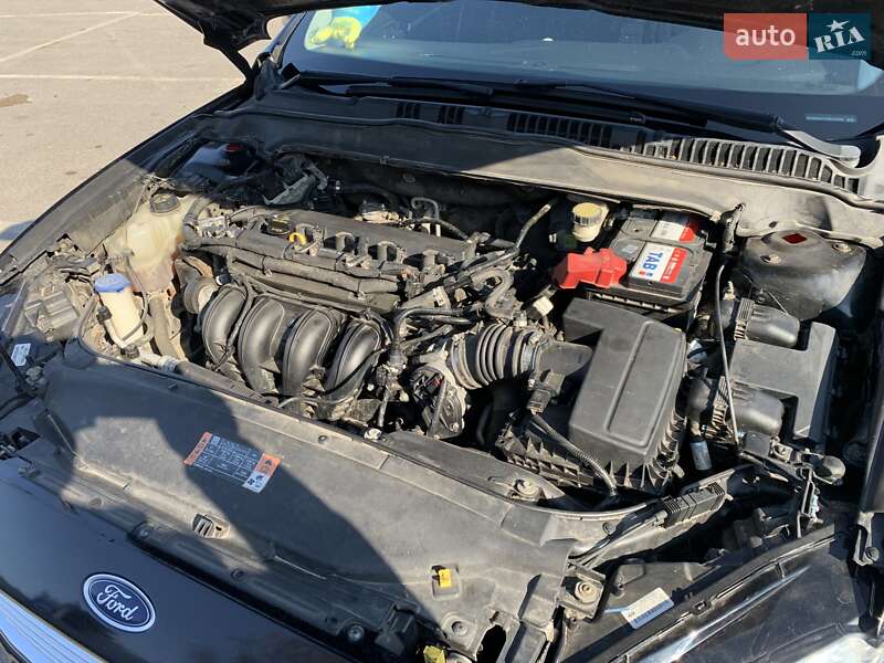 Седан Ford Fusion 2015 в Запоріжжі