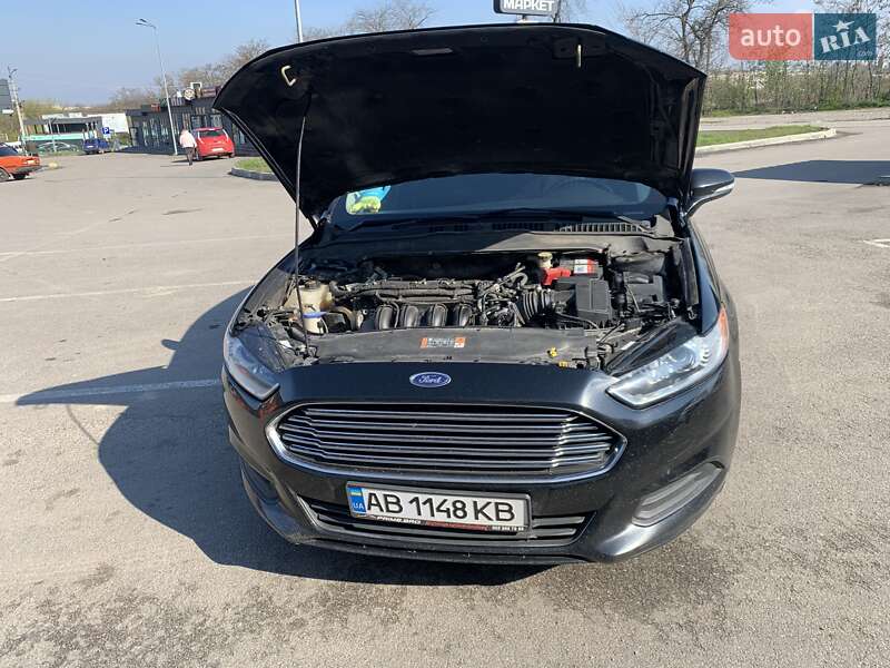 Седан Ford Fusion 2015 в Запоріжжі