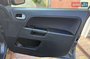 Хэтчбек Ford Fusion 2008 в 