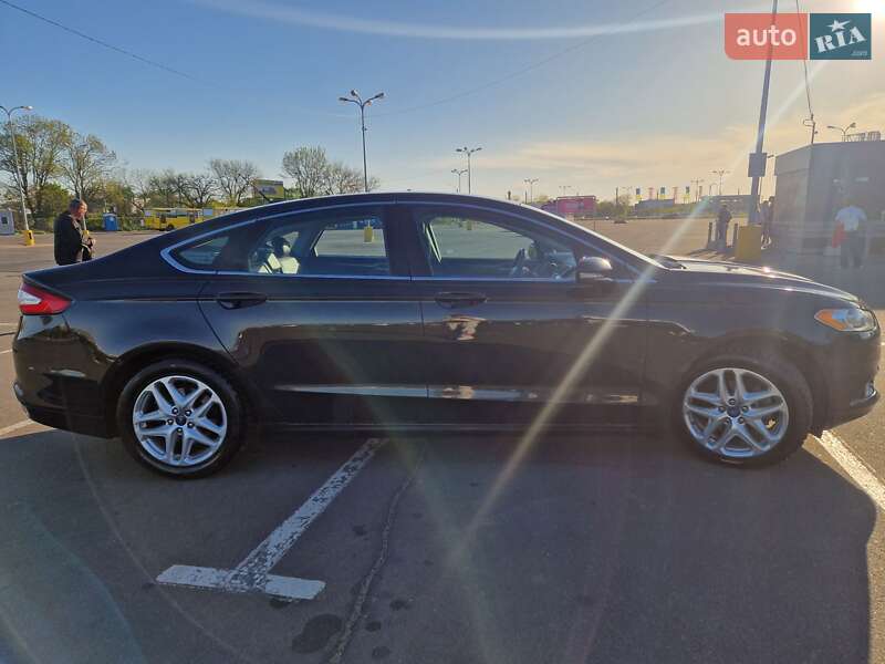 Седан Ford Fusion 2013 в Одессе
