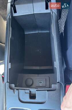 Седан Ford Fusion 2017 в 