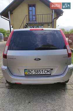 Хэтчбек Ford Fusion 2011 в 