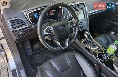 Седан Ford Fusion 2014 в 