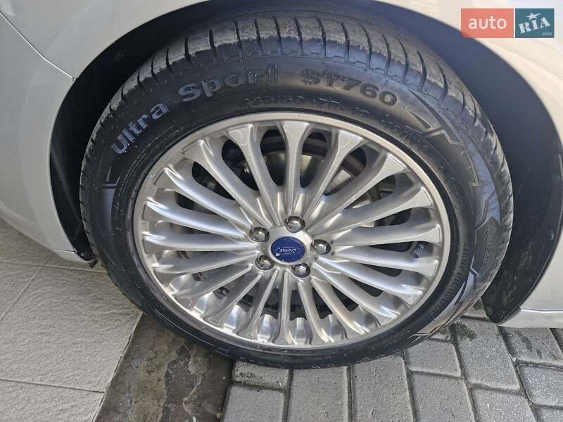 Седан Ford Fusion 2014 в Николаеве фото 10 Седан Ford Fusion 2014 в Николаеве