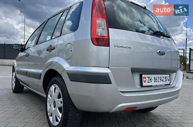 Хэтчбек Ford Fusion 2007 в 