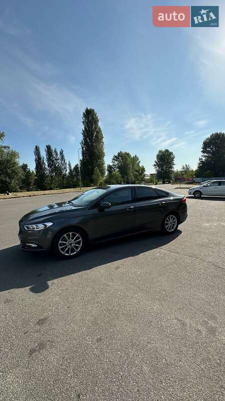 Ford Fusion 2017