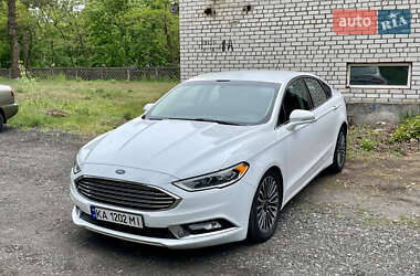Седан Ford Fusion 2016 в 