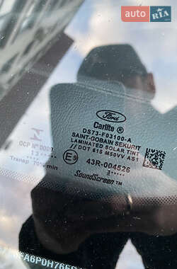 Седан Ford Fusion 2013 в 