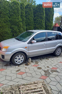 Хэтчбек Ford Fusion 2009 в 