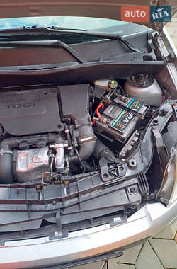 Хэтчбек Ford Fusion 2009 в 