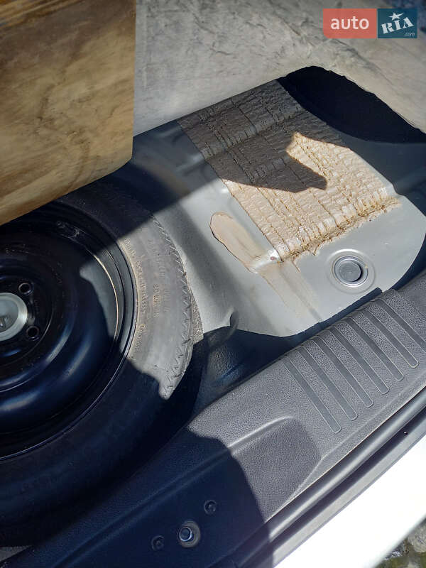 Хетчбек Ford Fusion 2009 в Рівному