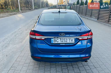 Седан Ford Fusion 2017 в 