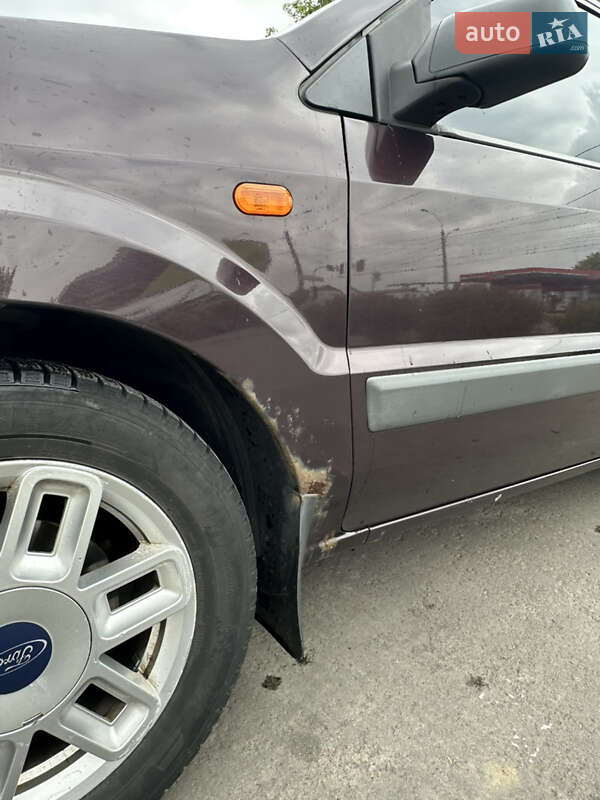 Хэтчбек Ford Fusion 2008 в Чернигове