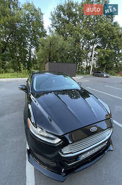 Седан Ford Fusion 2014 в 