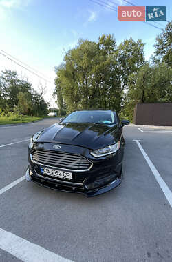 Седан Ford Fusion 2014 в 