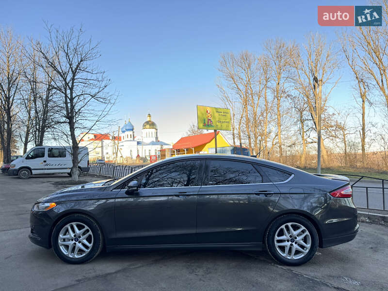 Седан Ford Fusion 2015 в Кицмани