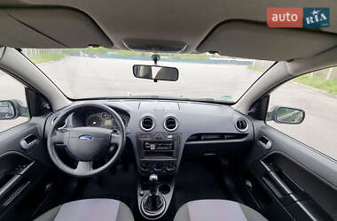 Хетчбек Ford Fusion 2009 в 