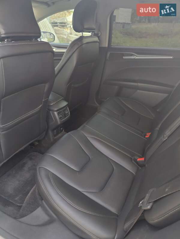 Седан Ford Fusion 2015 в Днепре