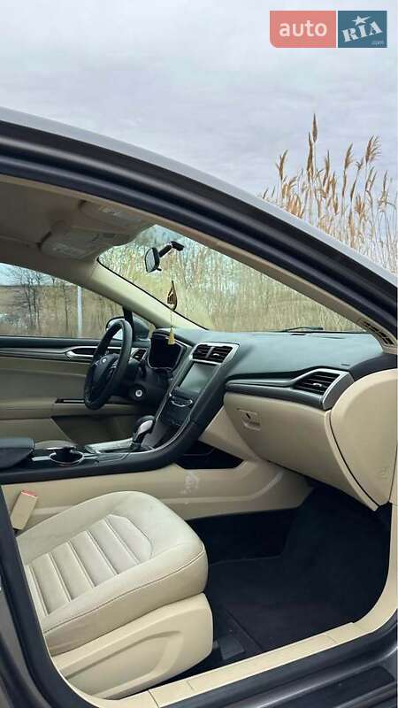 Седан Ford Fusion 2014 в Киеве фото 4 Седан Ford Fusion 2014 в Киеве