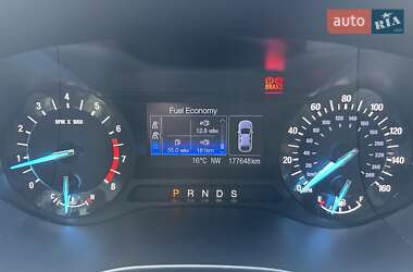 Седан Ford Fusion 2012 в 