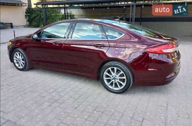 Седан Ford Fusion 2016 в 