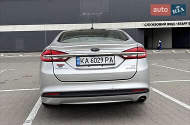 Седан Ford Fusion 2017 в 