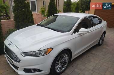 Седан Ford Fusion 2014 в 