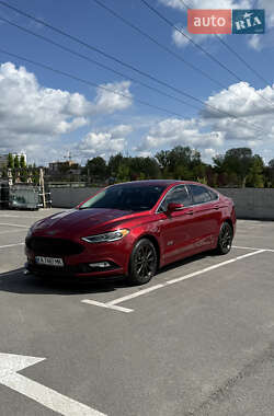 Седан Ford Fusion 2017 в 