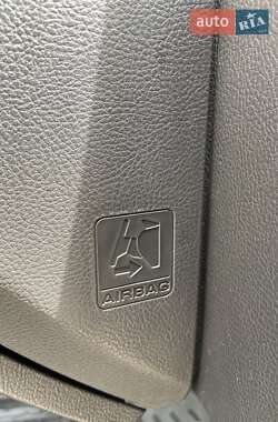 Седан Ford Fusion 2012 в 