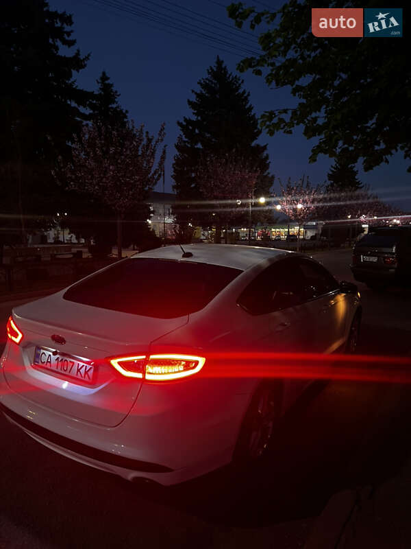 Седан Ford Fusion 2014 в Корсуне-Шевченковском