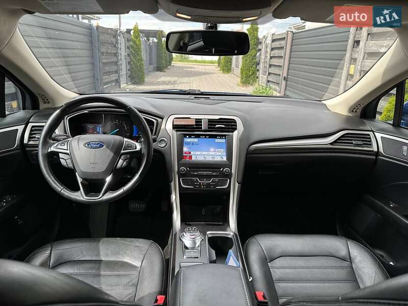 Седан Ford Fusion 2017 в Киеве