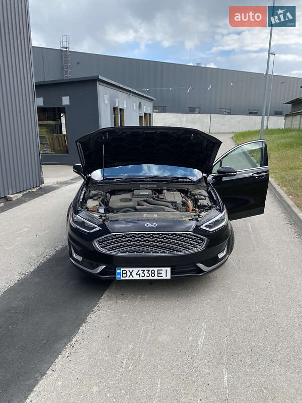 Седан Ford Fusion 2018 в Києві