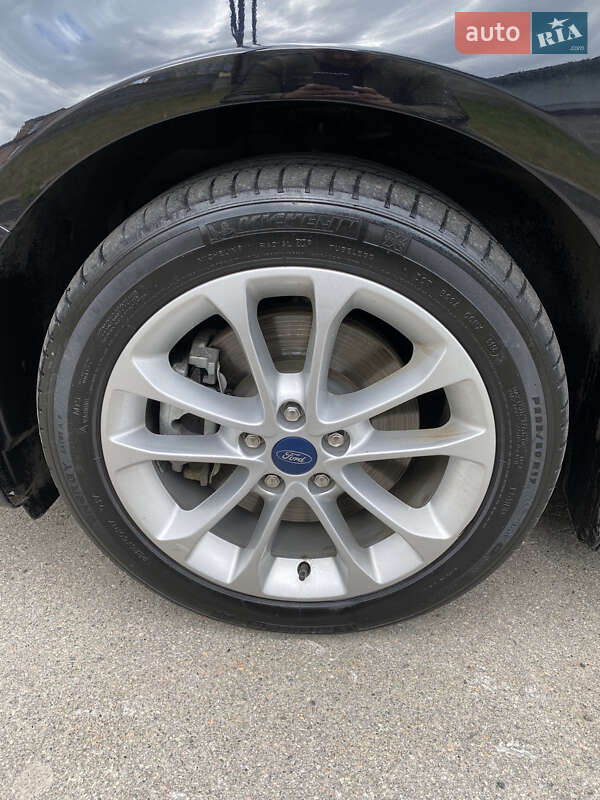 Седан Ford Fusion 2018 в Києві