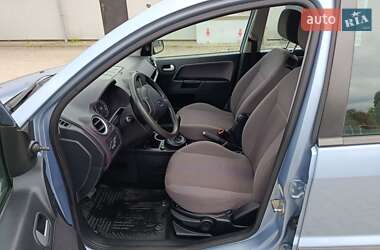 Хэтчбек Ford Fusion 2007 в 