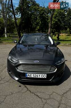 Седан Ford Fusion 2015 в Кривому Розі