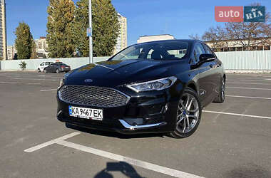 Седан Ford Fusion 2019 в Києві