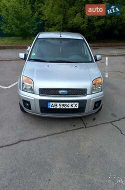 Хэтчбек Ford Fusion 2009 в 