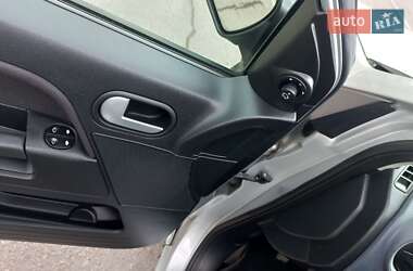 Хэтчбек Ford Fusion 2009 в 