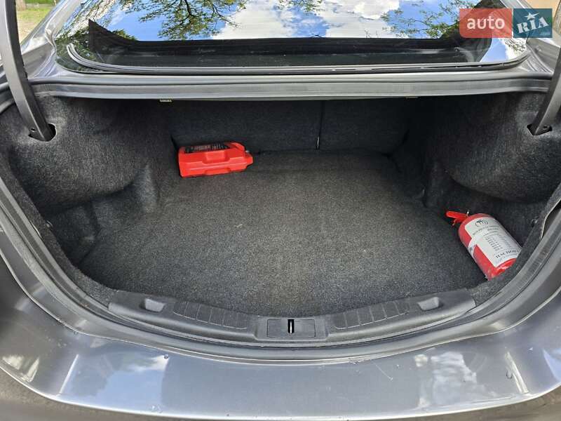 Седан Ford Fusion 2013 в Днепре фото 10 Седан Ford Fusion 2013 в Днепре