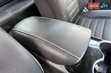 Седан Ford Fusion 2014 в 