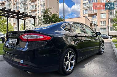 Седан Ford Fusion 2014 в 